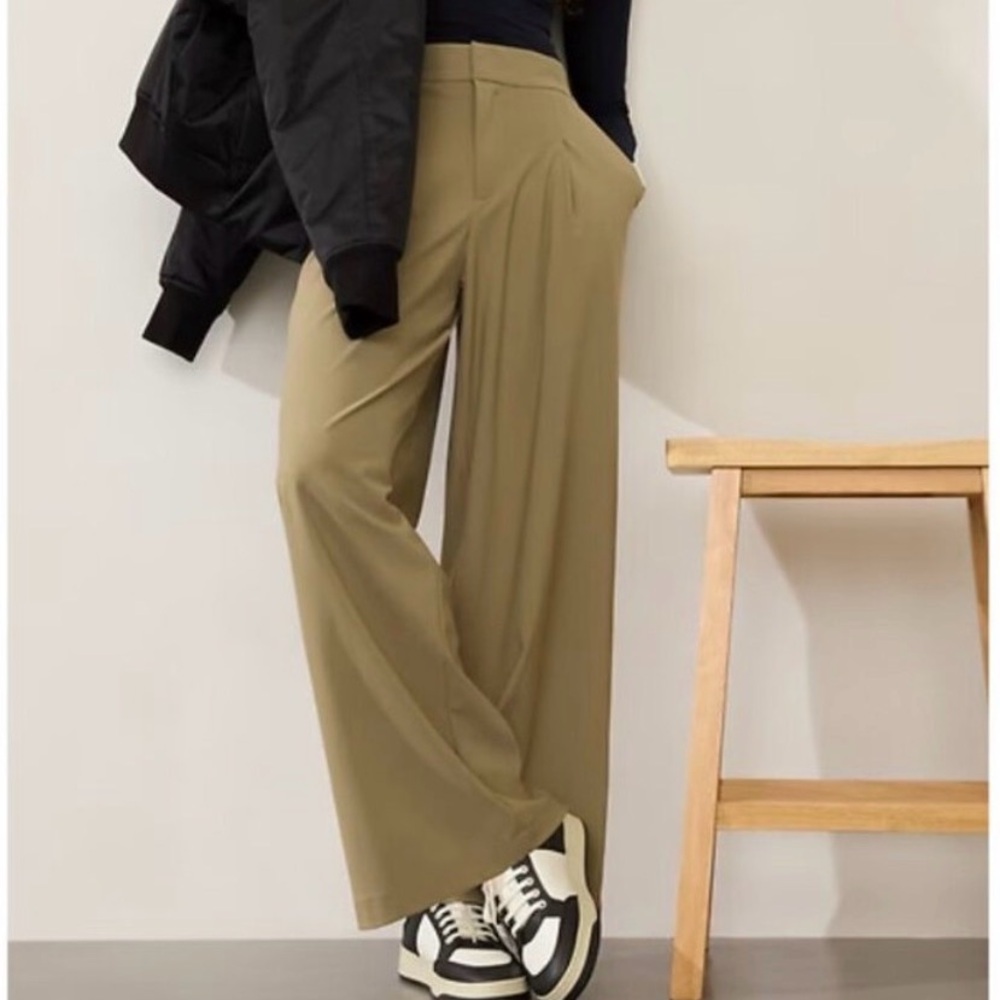 NWOT Athleta Olive Branch Green Pinnacle Wide Leg Trousers